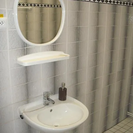 Forman Hotell 3*